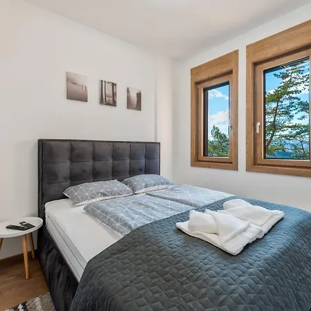 Sunny Forest זלאטיבור