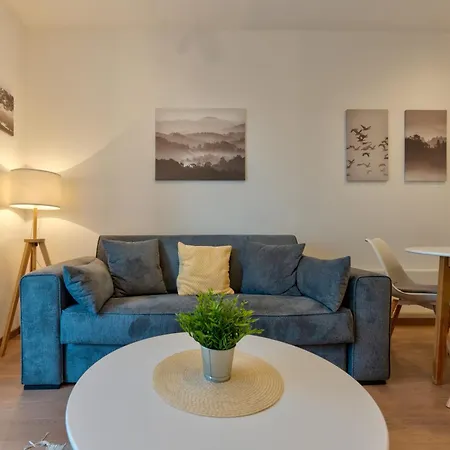 Sunny Forest 아파트 즐라티보